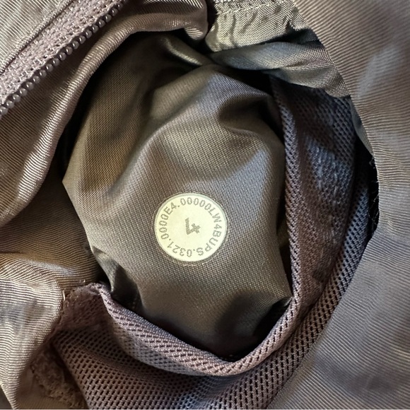 Lululemon Non-Stop Reversible Bomber Jacket Size 4 - Picture 6 of 8